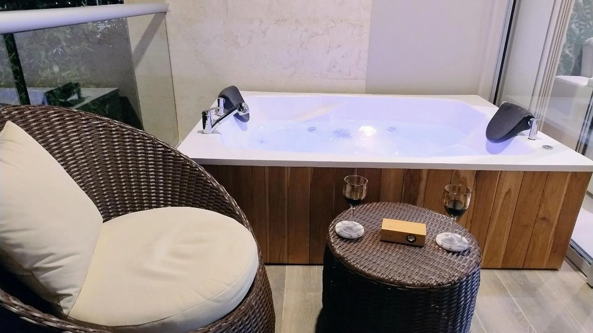Apartamento Con Jacuzzi En Baia Kristal Cartagena 0*,  Colombia