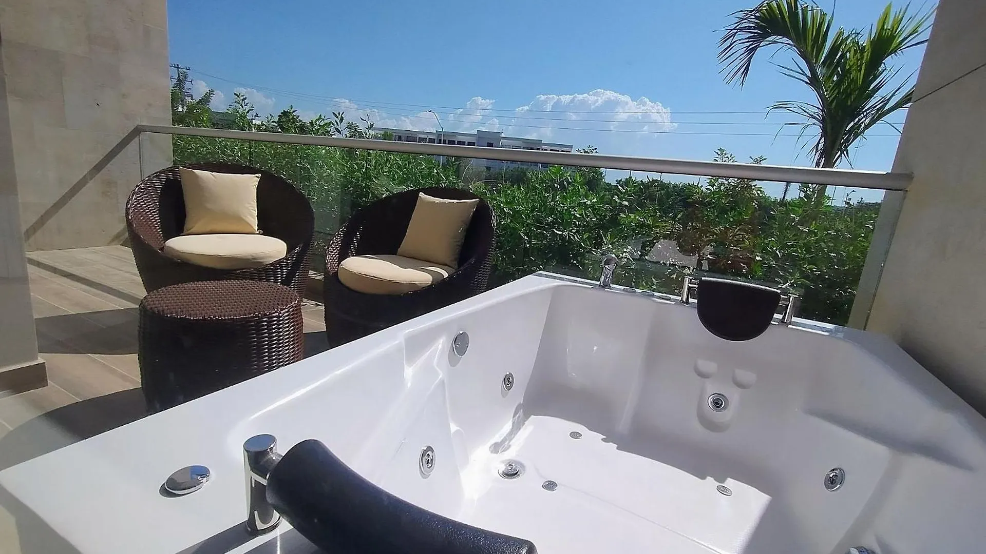 Apartamento Con Jacuzzi En Baia Kristal Cartagena 0*,  Colombia