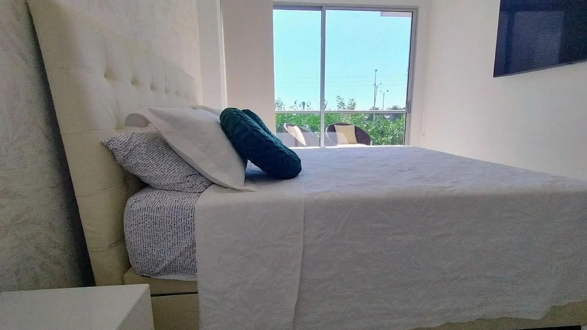 Apartamento Con Jacuzzi En Baia Kristal Cartagena Colombia