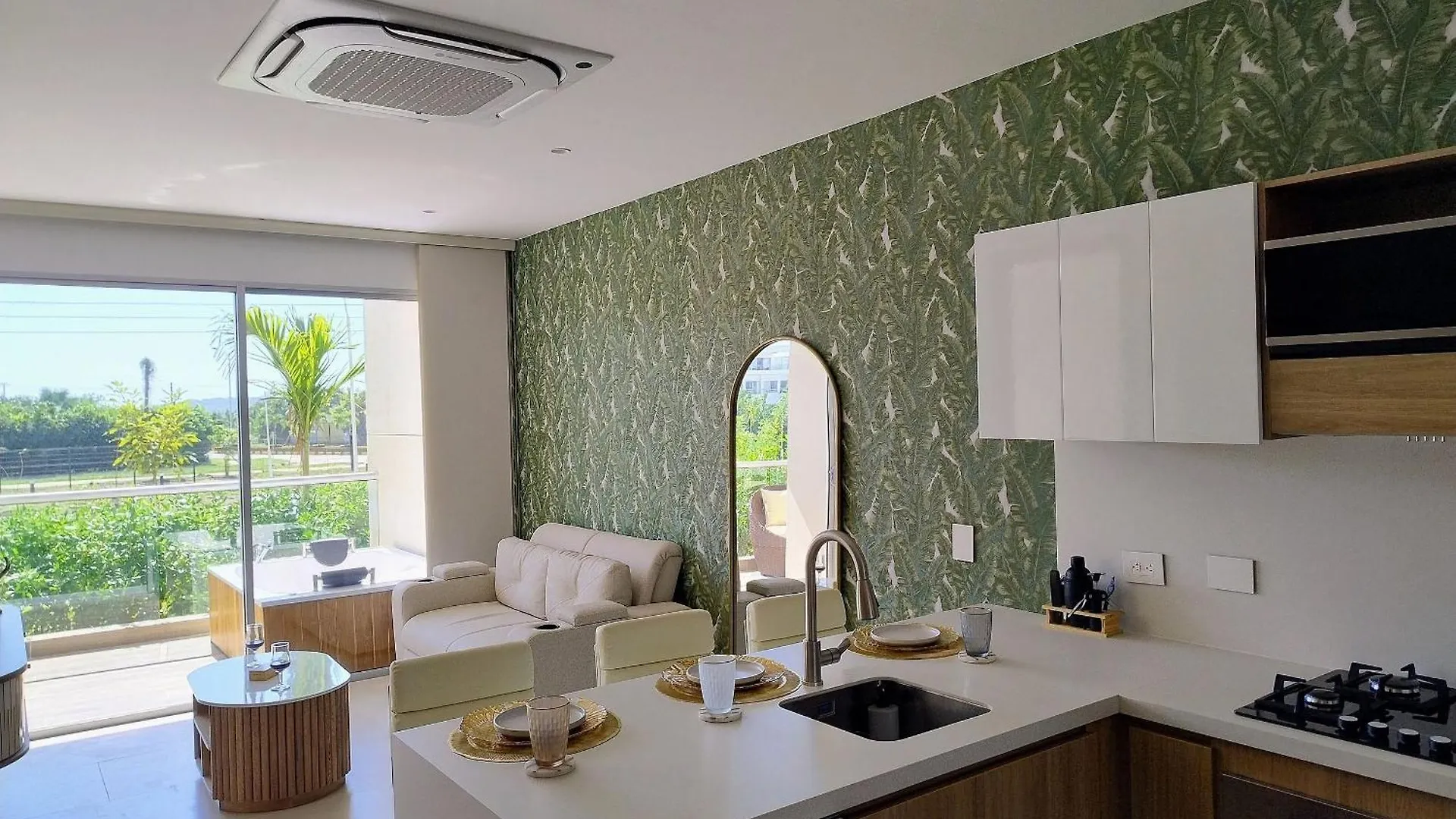 Apartamento Con Jacuzzi En Baia Kristal Cartagena